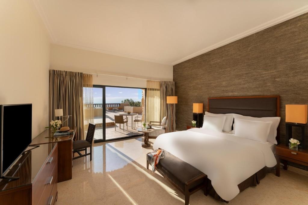 Movenpick Resort Spa Dead Sea  Facilities  Balconyterrace 7   Copy   Copy